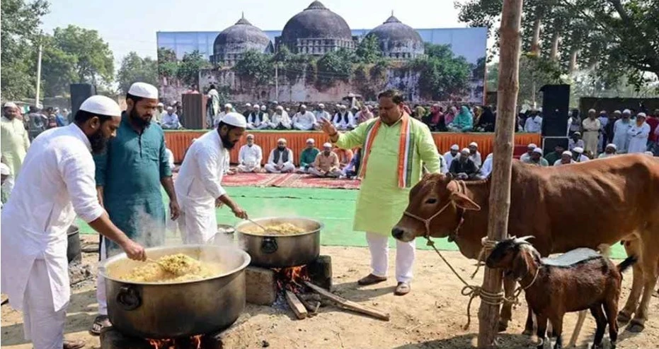 ‘বাবরি মসজিদ’-এর ভিত্তিপ্রস্তর স্থাপন উপলক্ষে ৪০ হাজার মানুষের জন্য বিরিয়ানি রান্না